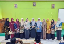 Ketua DWP Kemenag Kaur Hadiri Pembinaan Kepala KUA yang Baru Dilantik