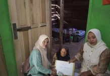 Pemdes Jeranglah Rendah Salurkan BLT kepada Warga Pengidap Penyakit Menahun