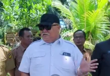 Bupati Bengkulu Selatan Melakukan Pengecekan Rumah Tidak Layak Huni