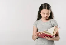 Langkah Praktis Bangun Kebiasaan Membaca Buku sejak Dini