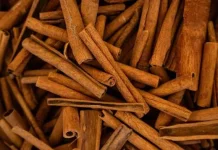 Olah Kayu Manis Jadi Minuman Rempah Penjaga Gula Darah Alami