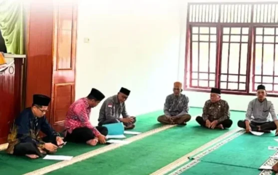 KUA Kaur tengah bersama Baznas Rakor Terkait Pengolahan Zakat Fitrah
