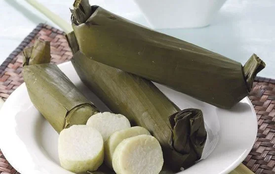 Cara Praktis Memasak Lontong di Magic Com, Anti Gagal!