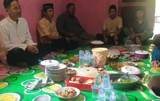 Makan "Beantagh", Tradisi Makan Ala Jadul yang Kini Nyaris Dilupakan