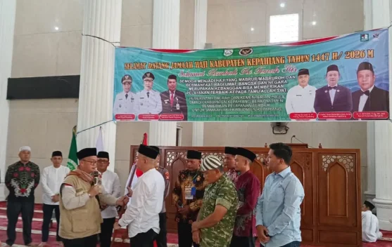 Polres Kepahiang Kawal Kepulangan Jemaah Haji, Momen Haru Pertemuan keluarga