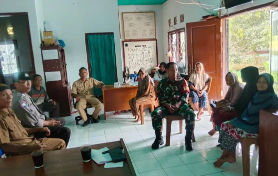 BLT Dana Desa Tahap II Disalurkan, Puluhan Keluarga di Mukomuko Terima Bantuan