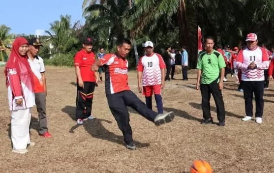 Semarak HUT RI ke-81, Kemenag Kaur Gelar Lomba dan Family Gathering