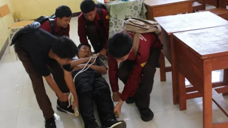 Cisadane Resik dan Sagaranten Volunteer Latih Mitigasi Bencana