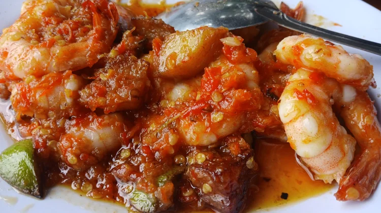 Udang Mercon, Sensasi Pedas yang Bikin Nagih