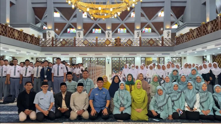 Sekda Apresiasi Smartren Ekologi Takzim SMAN 2 Cibinong