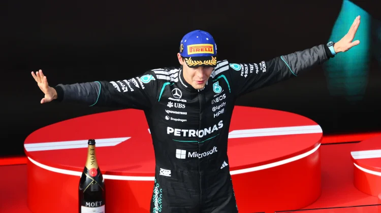 Mercedes Berjaya, Russell Rebut Kemenangan di GP Australia 2026