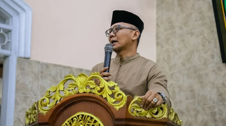 Wakil Wali Kota Bogor Salurkan Santunan di Masjid Al Maghfiroh