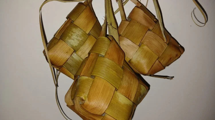 Alasan Ketupat Selalu Ada saat Lebaran Idul Fitri