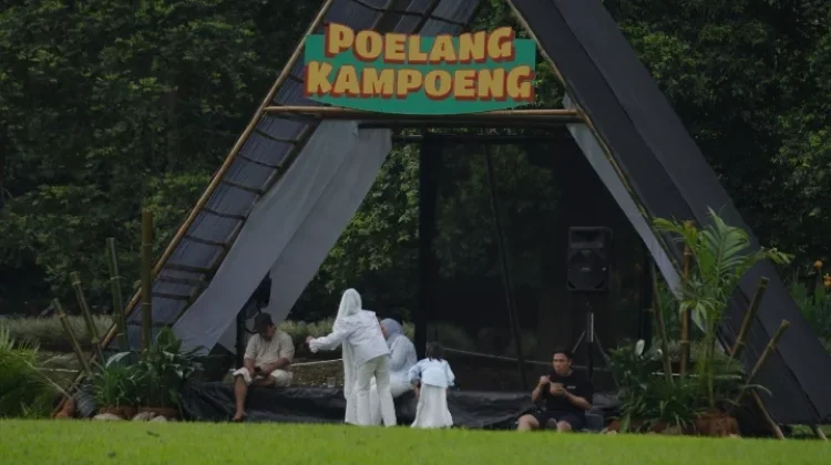 Wisata Lebaran, Kebun Raya Bogor Hadirkan Nuansa Kampung