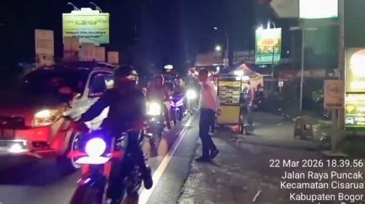 Satlantas Polres Bogor Kendalikan Arus Wisata Lebaran di Puncak Bogor