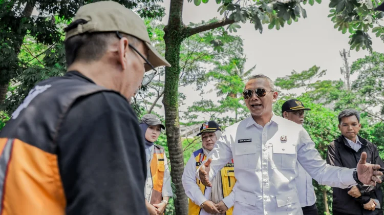 Jenal Mutaqin Ungkap Pemprov Jabar Respon Cepat Bencana Longsor di Kota Bogo