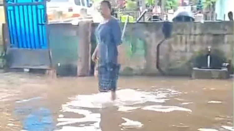 Banjir Menggenangi Sejumlah Kampung dan Desa di Rumpin Bogor
