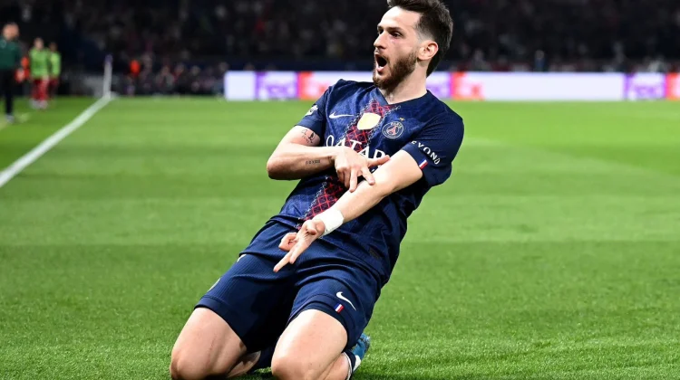 PSG Tampil Perkasa, Liverpool Tumbang 0-2