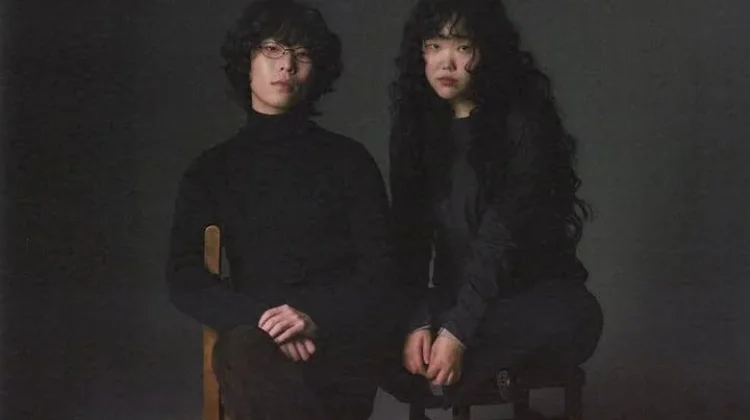 AKMU Cetak Rekor 2,5 Miliar Streaming di Melon