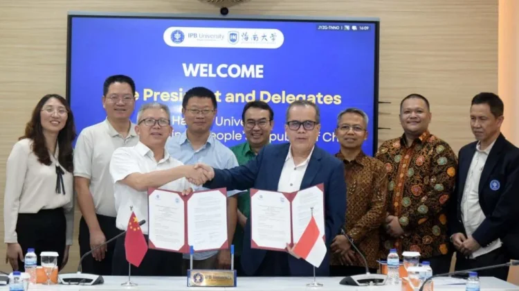 IPB University dan Hainan University Perkuat Kolaborasi Riset Tropis dan Inovasi