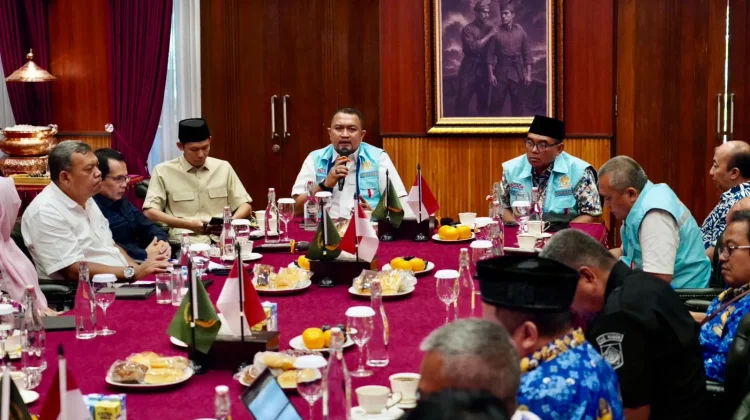 Bupati Bogor Perkuat Tata Kelola Perizinan Daerah