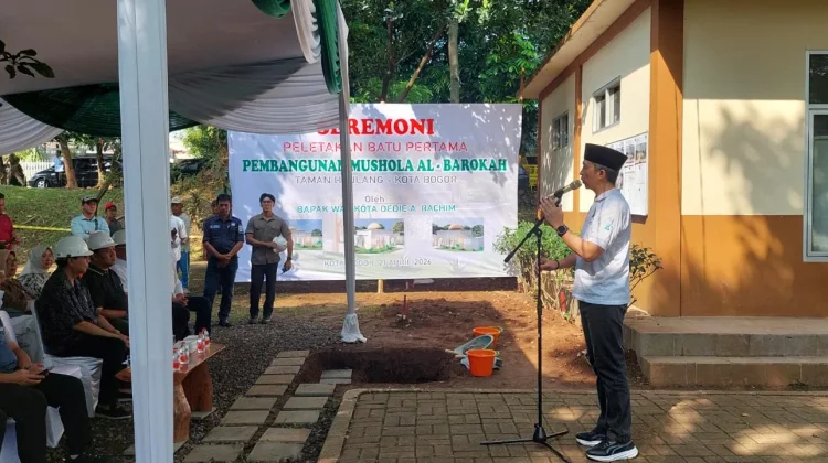 Peletakan Batu Pertama Musholla Al-Barokah, Taman Heulang Dimulai