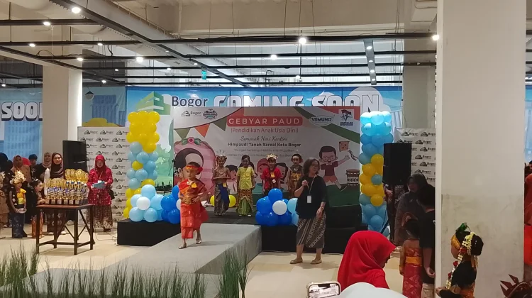 660 Peserta Meriahkan Hari Kartini HIMPAUDI Tanah Sareal