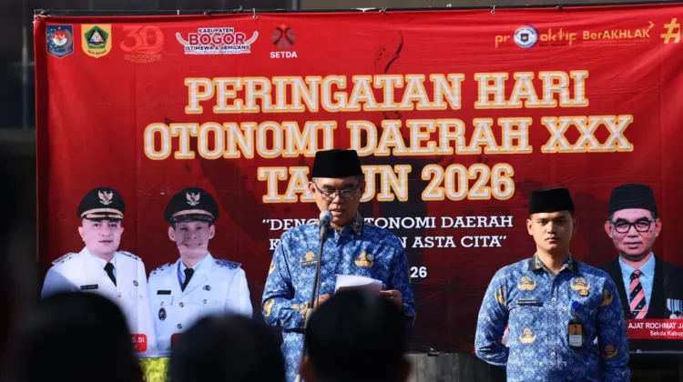 Sekda Bogor Pimpin Upacara Hari Otonomi Daerah ke-30