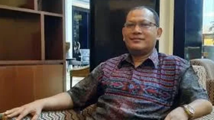 Ekonom Berikan Pandangan Gudang Bulog yang Penuh Persediaan Beras