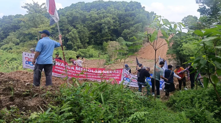 Warga Sentul City dan WALHI Kecam Penebangan Pohon dan Perubahan Siteplan Sepihak