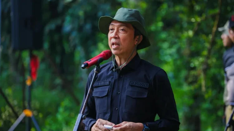 Sebanyak 700 Peserta Turun Bersih-Bersih di Situ Gede