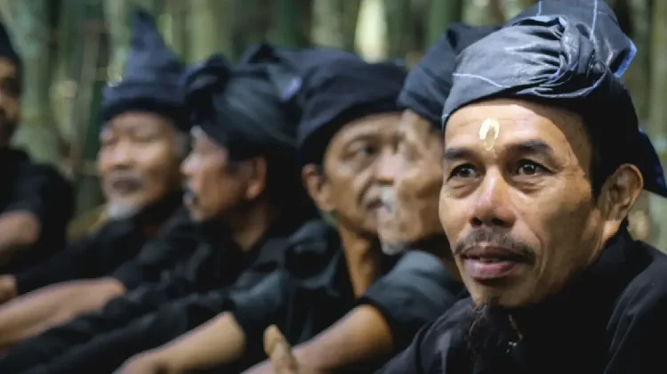 Suku Kajang Jadi Penjaga Hutan Tropis Kebanggaan Dunia