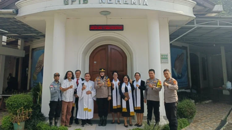 Polsek Megamendung Amankan Ibadah Kenaikan Isa Almasih