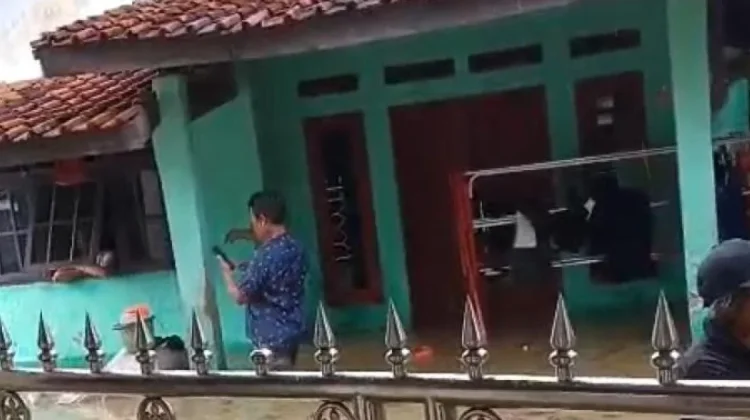 Puluhan Rumah Terendam Banjir Luapan Sungai Cidurian di Cigudeg Kabupaten Bogor