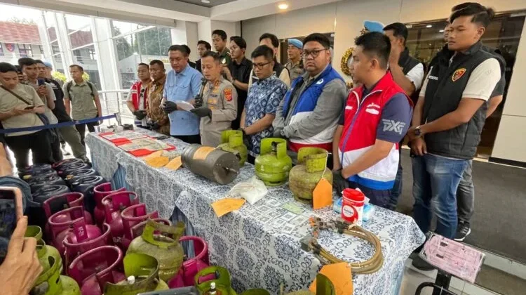 Polres Bogor Ungkap Sindikat BBM dan LPG Subsidi, Pelaku Raup Miliaran Rupiah