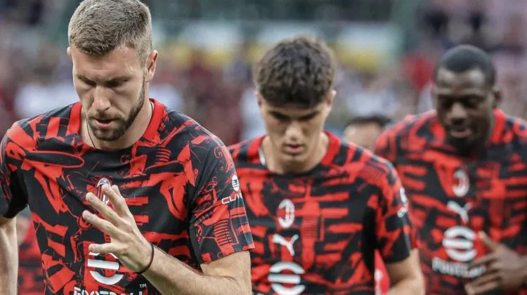 Kekalahan Menyakitkan Milan Gagal Amankan Tiket UCL