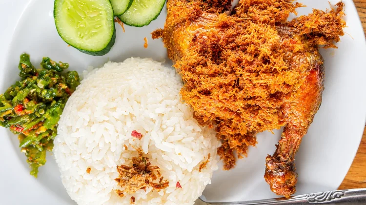 Ayam Goreng Lengkuas Gurih Bikin Nagih