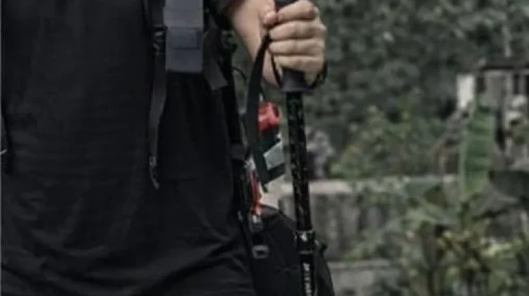 Tongkat Pendakian, Perlengkapan Penunjang Keselamatan Pendaki