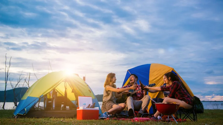 Karbon Monoksida Ancaman Tak Terlihat Saat Aktivitas Camping