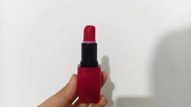 Mengenal Lipstik dan Perannya dalam Dunia Kecantikan