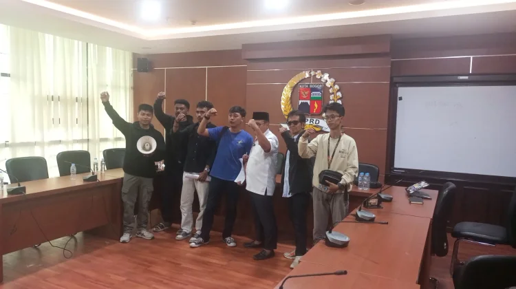 Komisi I DPRD Kota Bogor Terima Aspirasi Federasi Mahasiswa Revolusioner Bogor