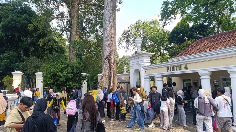 Libur Sekolah, Kunjungan Kebun Raya Bogor Naik 30 Persen