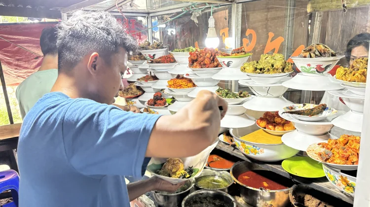 Nasi Padang Favorit Mahasiswa IPB di Malabar Bogor