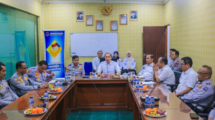 Wali Kota Bogor Tegaskan Tak Ada Ruang bagi Angkot Berusia di Atas 20 Tahun