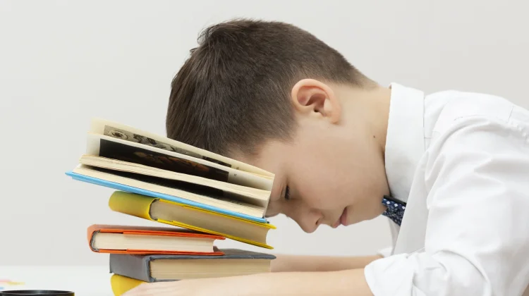 Cegah Academic Burnout sejak Usia Sekolah Dasar