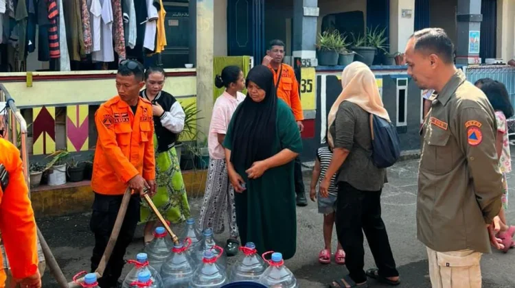 BPBD Kota Bogor Gerak Cepat Salurkan Air di Wilayah Terdampak Kekeringan