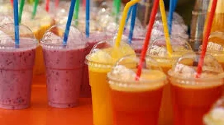Cuaca Panas Terik Dorong Peluang Usaha Minuman Dingin