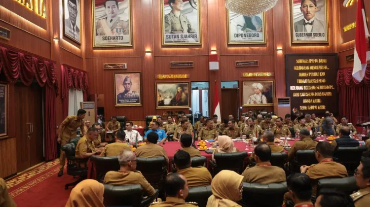 Bupati Bogor Kumpulkan Camat Sekabupaten Bogor Dorong Percepat Pembangunan