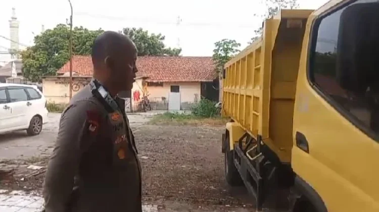Kapolsek Parungpanjang Amankan Pelaku Pencuri Dump Truck