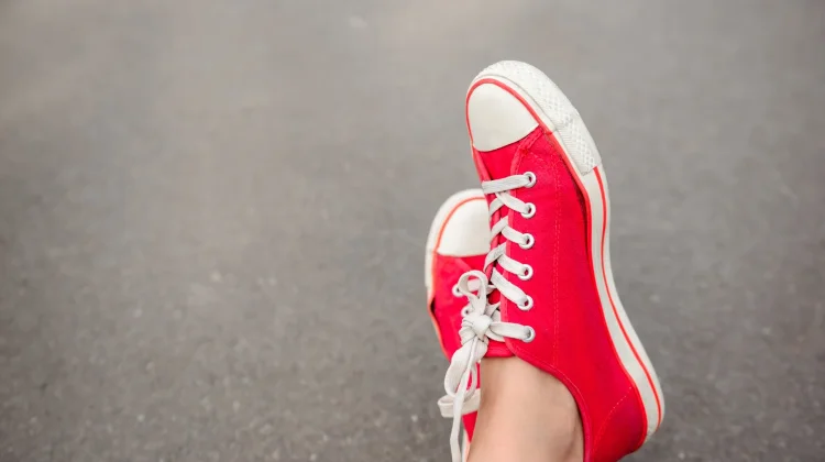 International Red Shoe Day, Perayaan untuk Mengenang dan Menyebarkan Harapan
